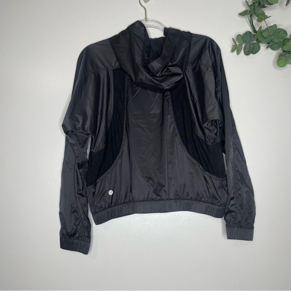 Lululemon Before Dawn Jacket Black Mesh Panels Lightweight Zip Hoodie Size 8 - Picture 9 of 11